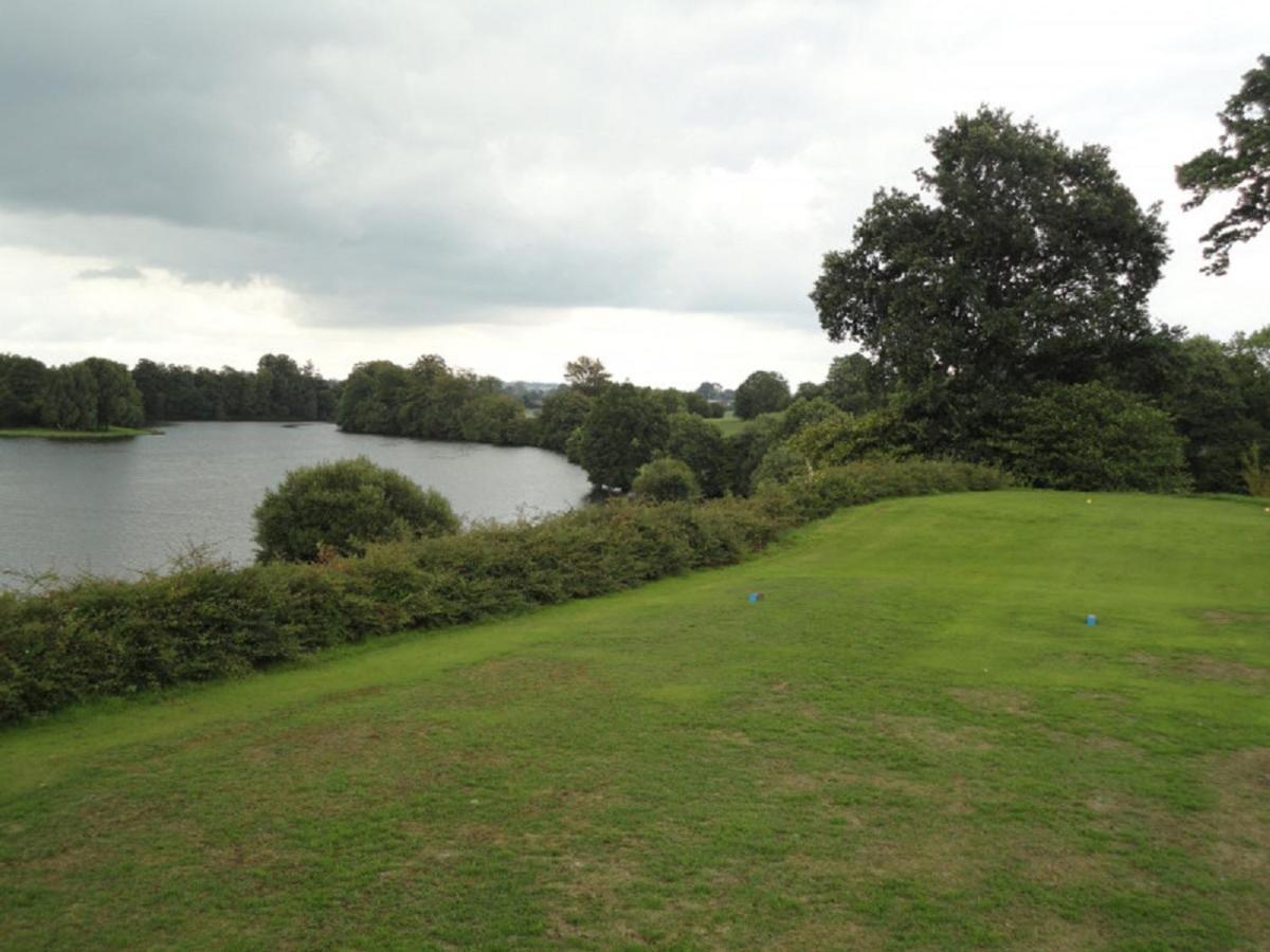 Dathee Lodge *